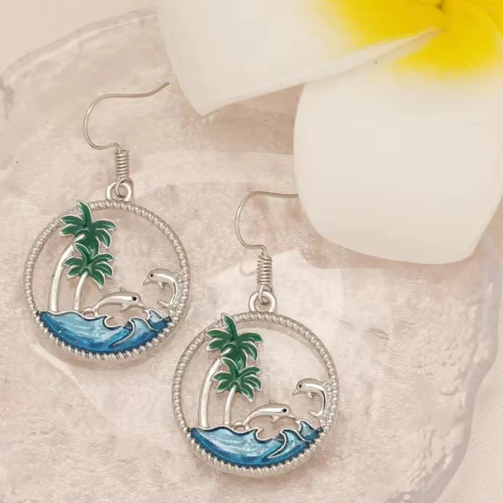 🔴 CLEARANCE NWT 🐬 HYPOALLERGENIC ECO-FRIENDLY ZINC ALLOY DOLPHIN BEACH EARRINGS - Picture 2 of 9